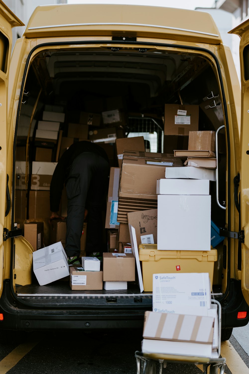 E-Commerce Delivery